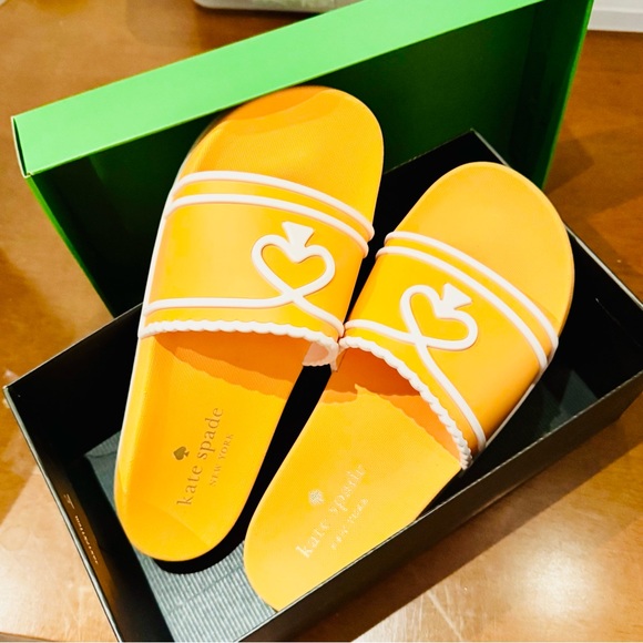 Kate Spade Orange Box - NWT - Picture 1 of 7
